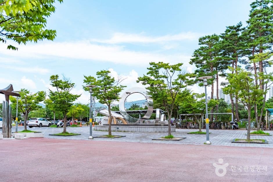 대전역 동광장