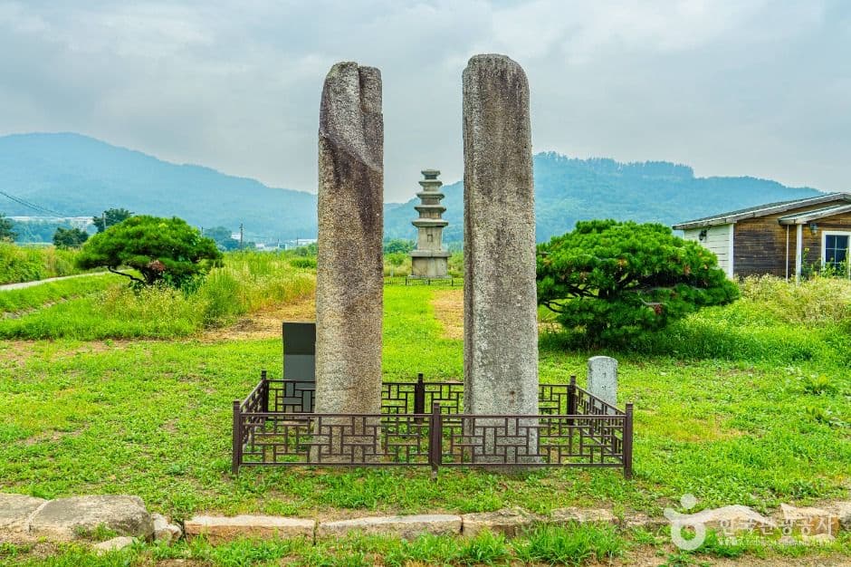 안성죽산리당간지주