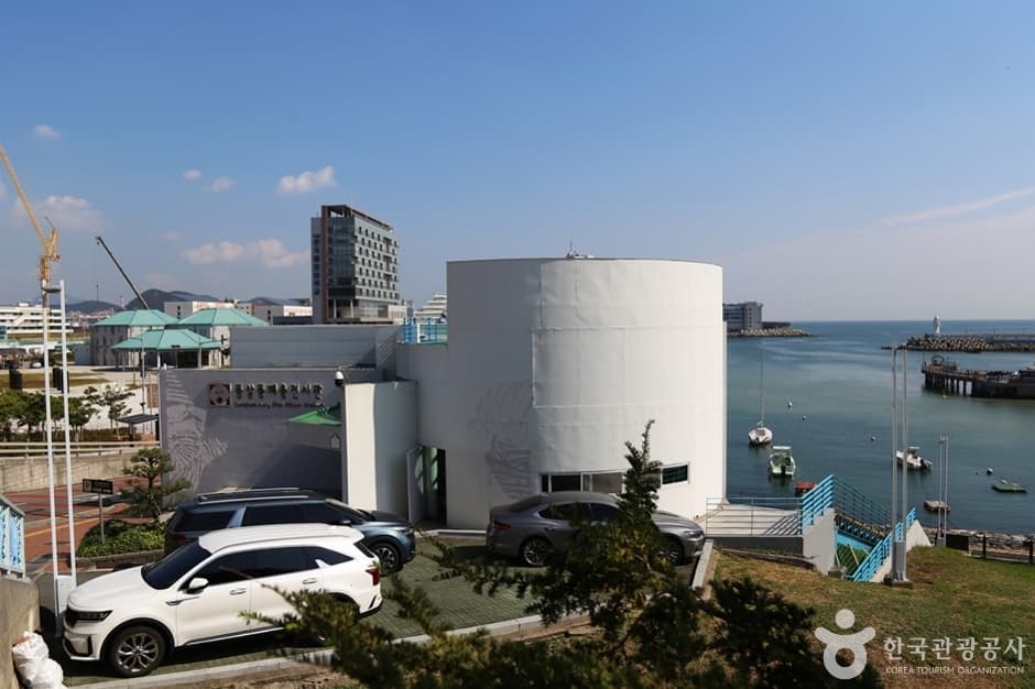 동삼동패총전시관